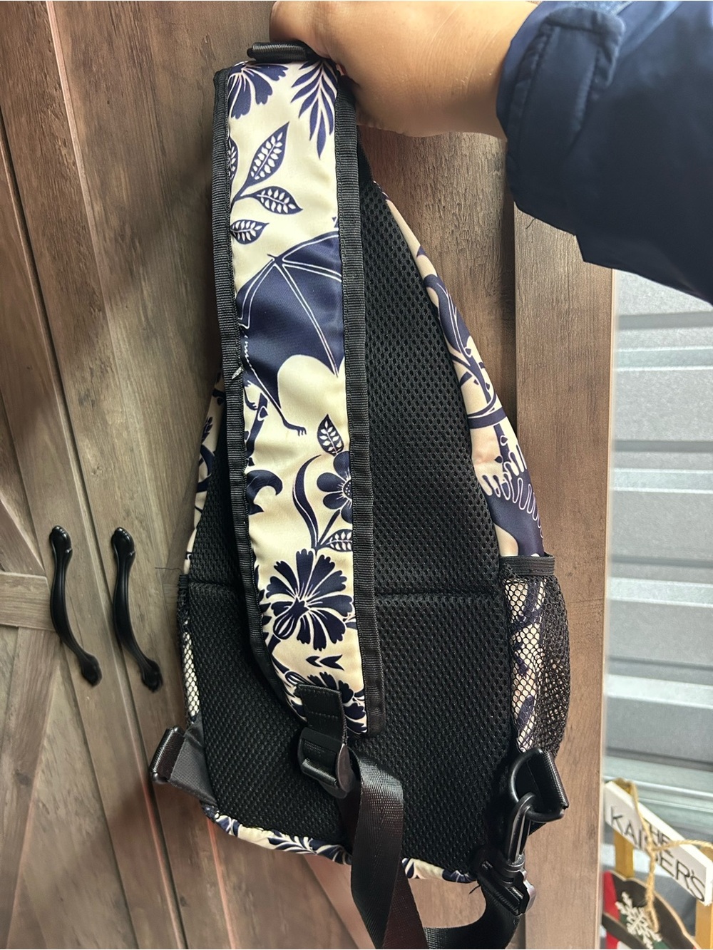 Navy Floral Bat Print Sling Bag - Unbranded - Picture 3 of 3